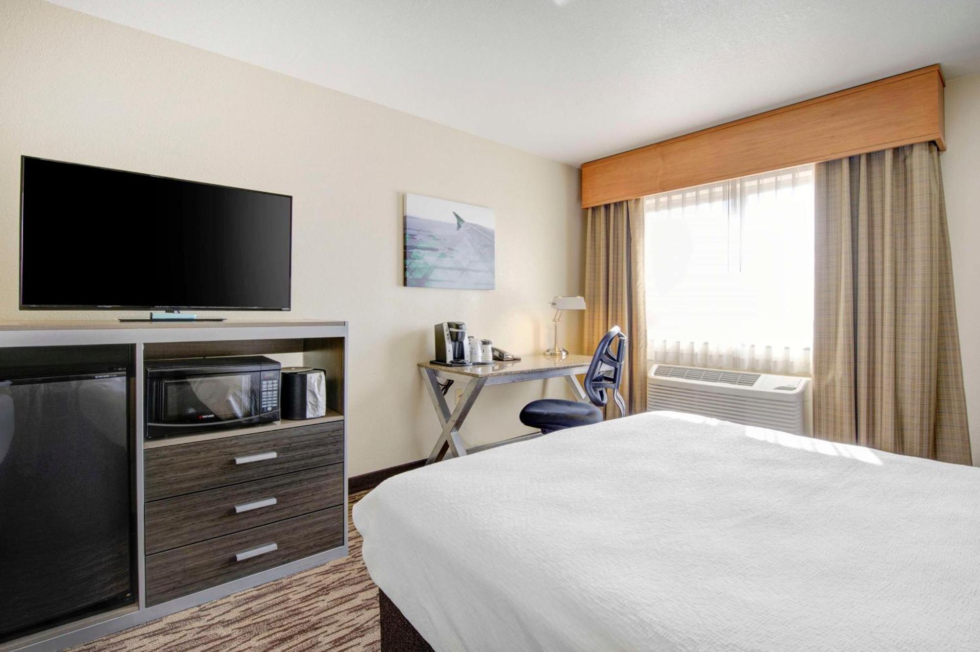 Best Western Plus Peppertree Airport Inn Airway Heights Exterior foto